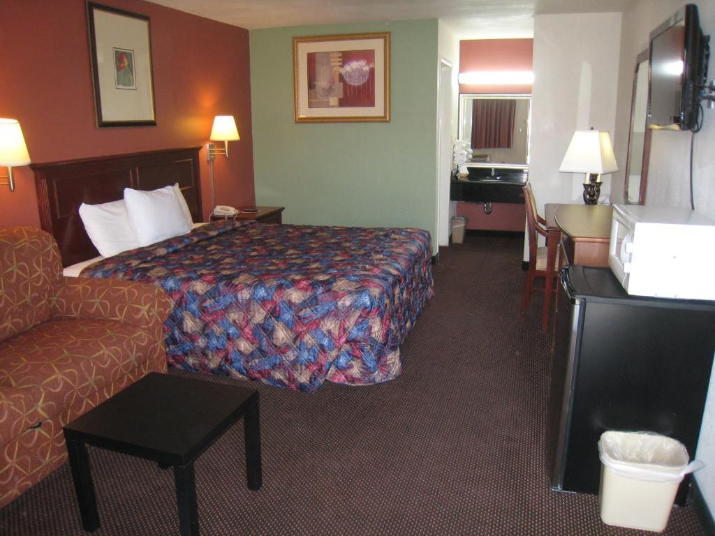 Motel 8 Maricopa מראה חיצוני תמונה